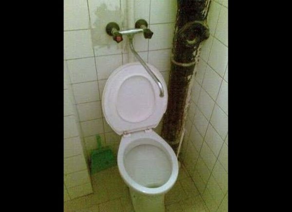 kran-ovanför-toalettstol
